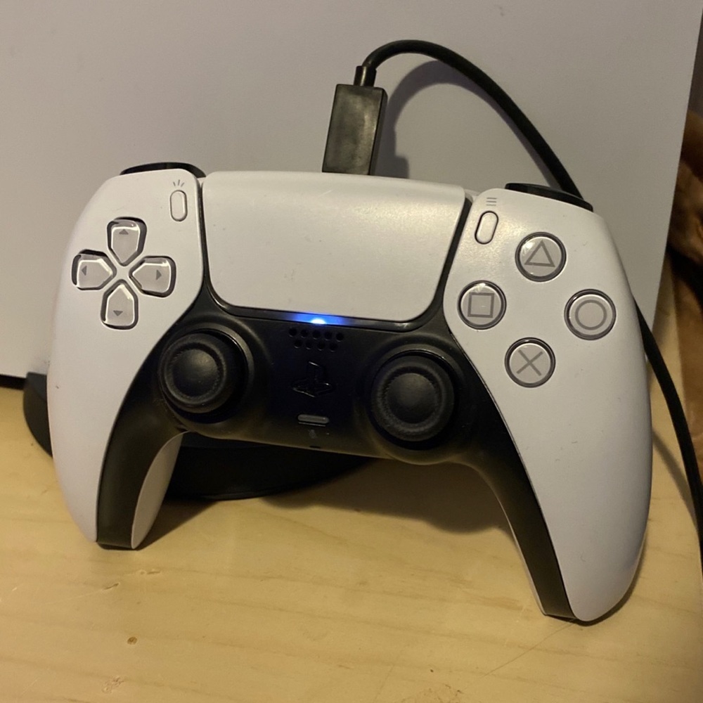 Ps5 - Picture 2 of 6